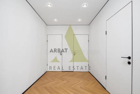 Фото Отдельный дом, 7 комн, 300м²