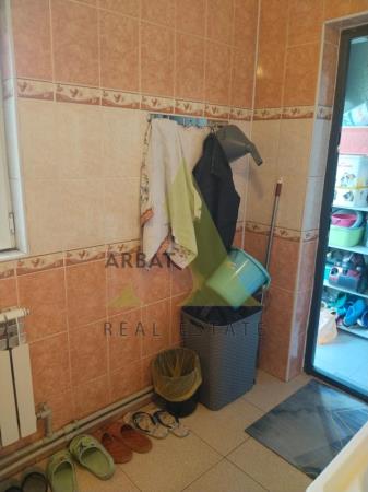 Фото Отдельный дом, 7 комн, 300м²