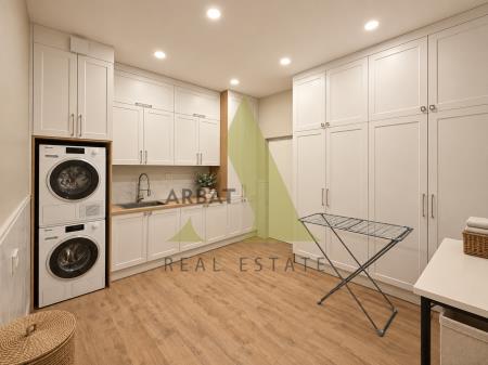 Фото Квартира, 5 комн, 220 м², 4/10 эт., 2022 г.п.