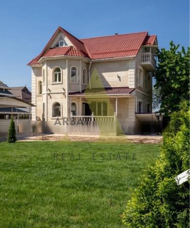Фото Отдельный дом, 7 комн, 300м²