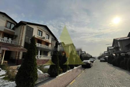 Фото Отдельный дом, 9 комн, 472м²