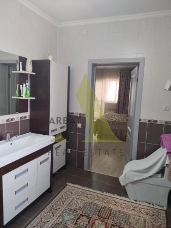 Фото Отдельный дом, 7 комн, 300м²