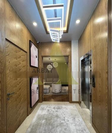 Фото Квартира, 7 комн, 370 м², 4 эт.