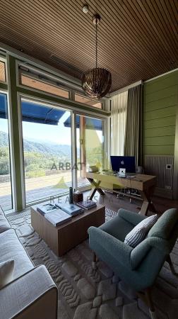 Фото Отдельный дом, 8 комн, 385м²