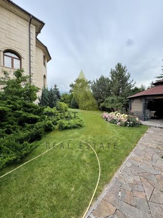 Фото Отдельный дом, 10 комн, 1000м²