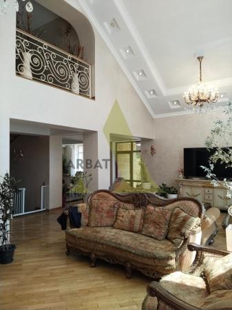 Фото Отдельный дом, 9 комн, 399м²