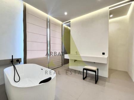 Фото Отдельный дом, 8 комн, 350м²