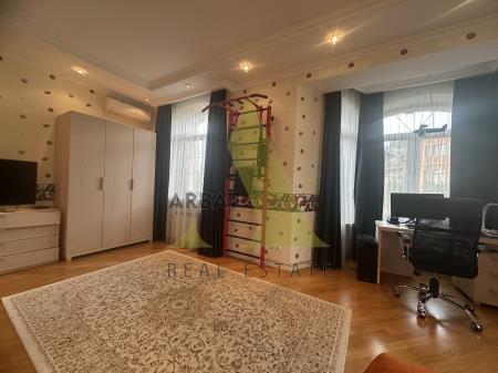 Фото Отдельный дом, 5 комн, 500м²