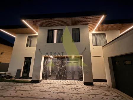 Фото Отдельный дом, 8 комн, 350м²