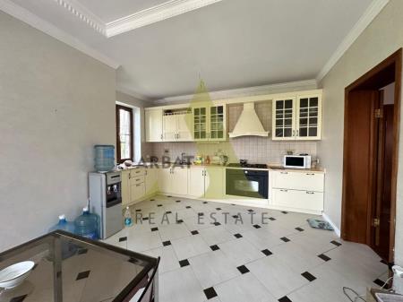 Фото Дом, 5 комн, 300м²