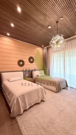 Фото Отдельный дом, 8 комн, 385м²