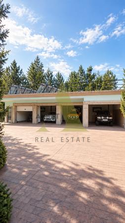 Фото Отдельный дом, 8 комн, 1320м²