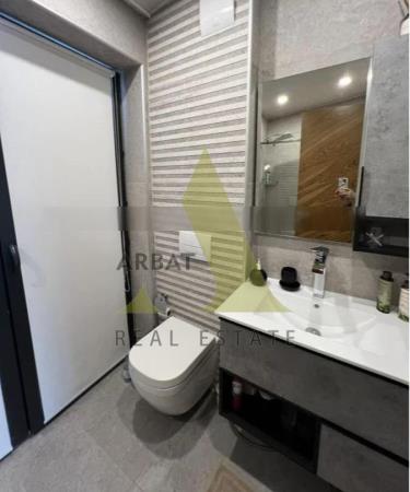 Фото Квартира, 7 комн, 370 м², 4 эт.