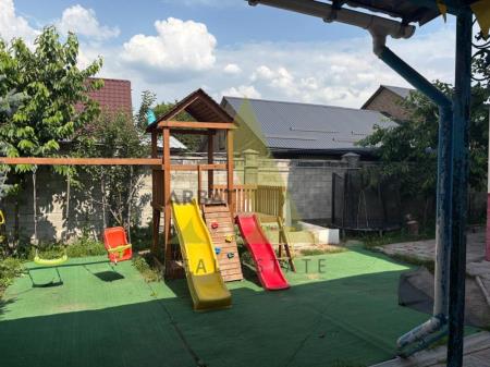 Фото Отдельный дом, 7 комн, 400м²
