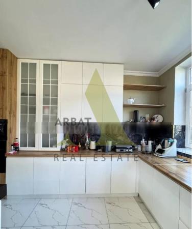 Фото Отдельный дом, 8 комн, 300м²