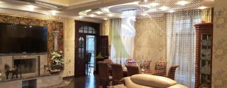 Фото Отдельный дом, 9 комн, 650м²