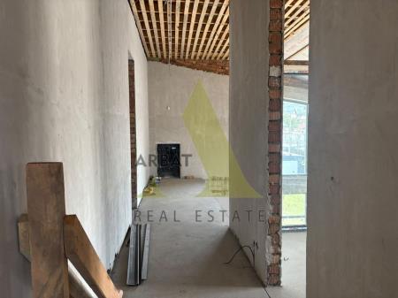 Фото Отдельный дом, 7 комн, 900м²