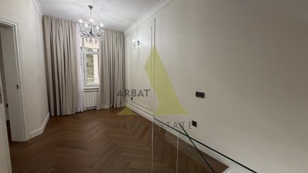 Фото Отдельный дом, 6 комн, 460.4м²