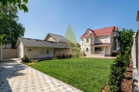 Фото Отдельный дом, 7 комн, 300м²