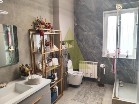 Фото Отдельный дом, 7 комн, 300м²