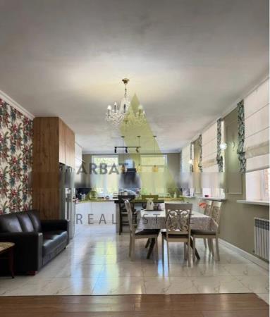 Фото Отдельный дом, 8 комн, 300м²