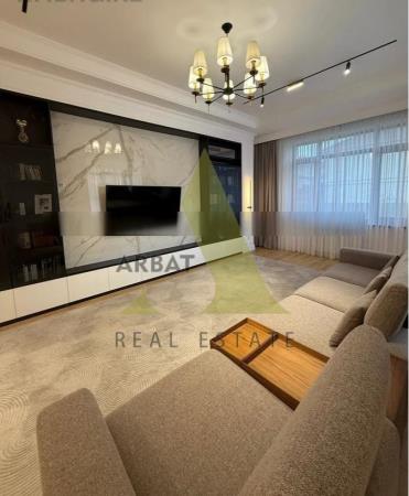 Фото Отдельный дом, 6 комн, 450м²