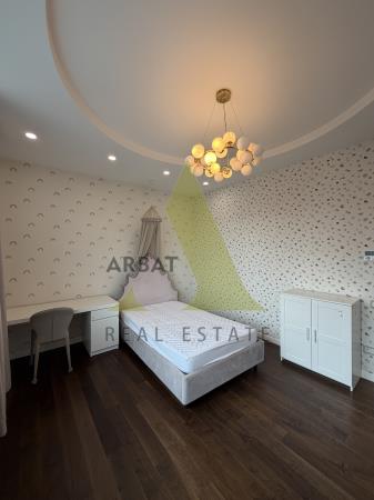 Фото Квартира, 4 комн, 162 м²
