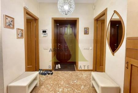 Фото Отдельный дом, 5 комн, 223м²
