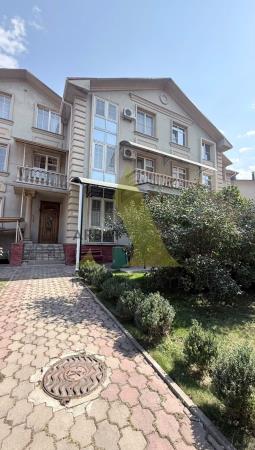Фото Часть дома, 5 комн, 277.8м²