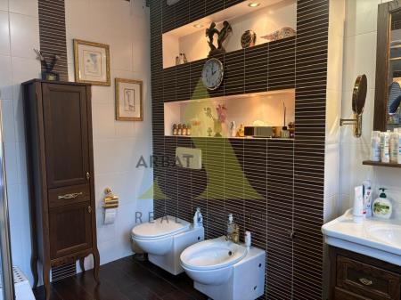 Фото Отдельный дом, 7 комн, 400м²