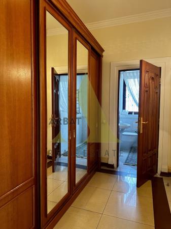 Фото Отдельный дом, 10 комн, 1000м²