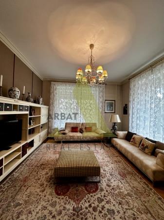 Фото Отдельный дом, 9 комн, 903м²