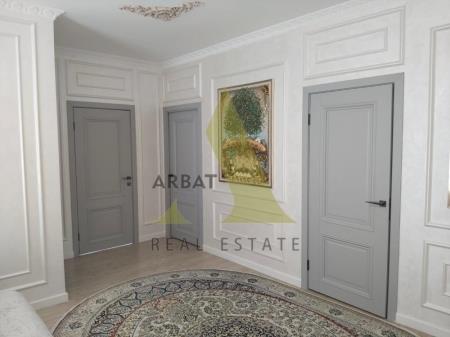 Фото Отдельный дом, 7 комн, 300м²