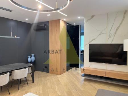 Фото Квартира, 4 комн, 180 м²