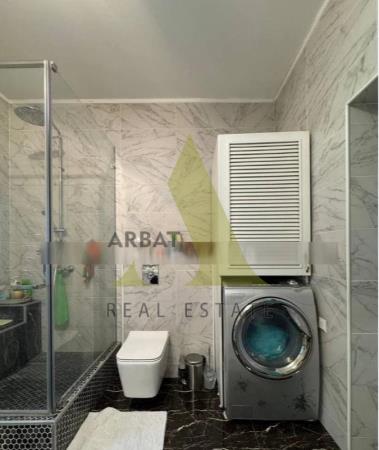 Фото Отдельный дом, 8 комн, 300м²
