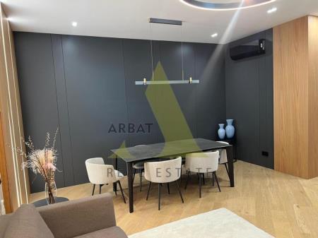 Фото Квартира, 4 комн, 180 м²