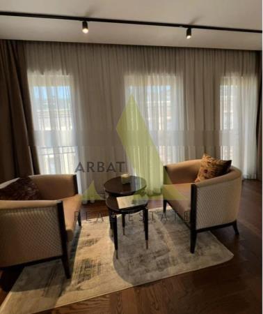 Фото Квартира, 7 комн, 370 м², 4 эт.