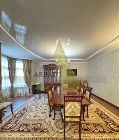 Фото Отдельный дом, 8 комн, 300м²