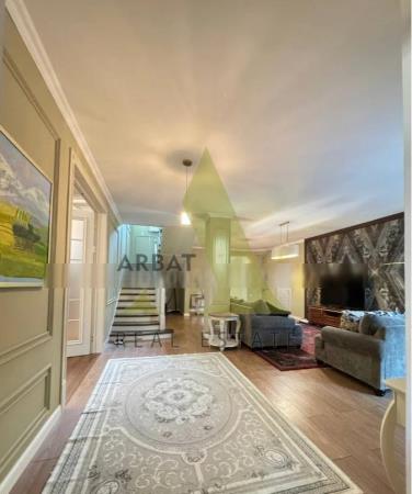 Фото Отдельный дом, 8 комн, 300м²