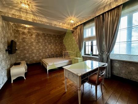 Фото Отдельный дом, 8 комн, 750м²