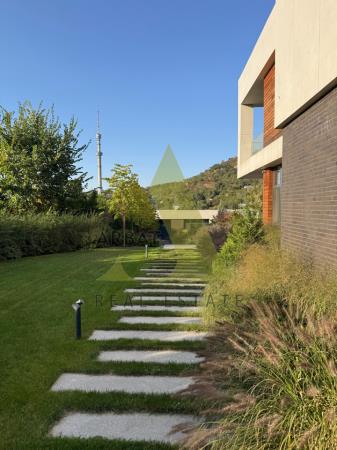Фото Отдельный дом, 6 комн, 400м²