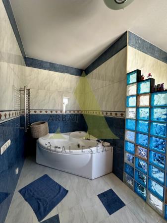 Фото Отдельный дом, 7 комн, 842м²