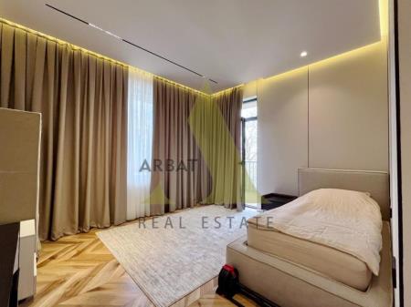 Фото Отдельный дом, 8 комн, 350м²