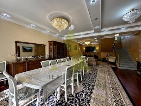 Фото Отдельный дом, 10 комн, 1000м²