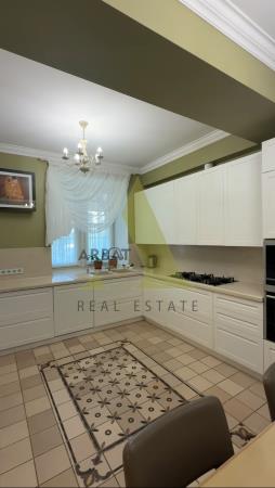 Фото Часть дома, 5 комн, 277.8м²