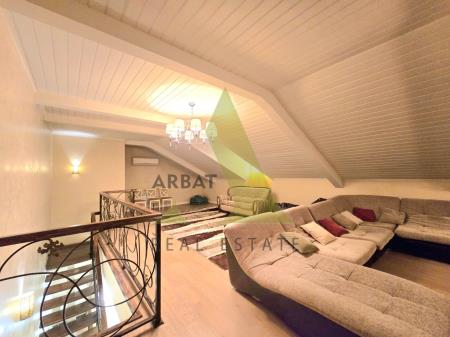 Фото Квартира, 8 комн, 433 м², 3/4 эт., 2011 г.п.