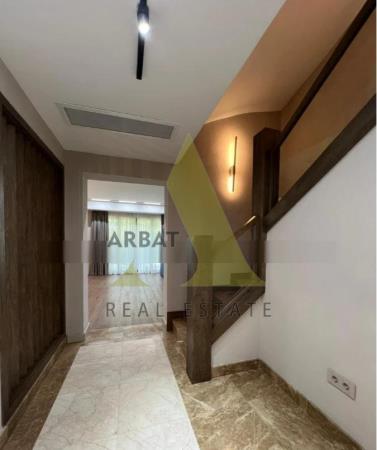 Фото Часть дома, 6 комн, 420м²