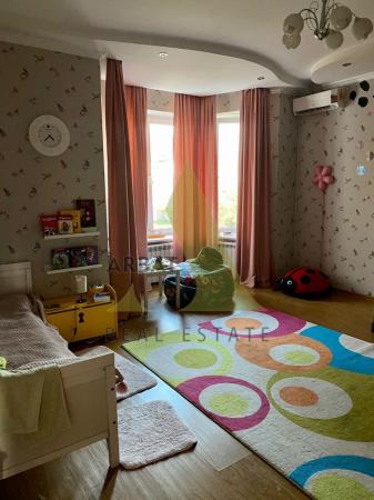 Фото Отдельный дом, 5 комн, 365м²