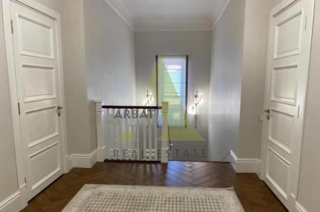 Фото Отдельный дом, 8 комн, 300м²