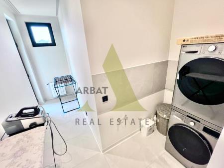 Фото Отдельный дом, 8 комн, 350м²